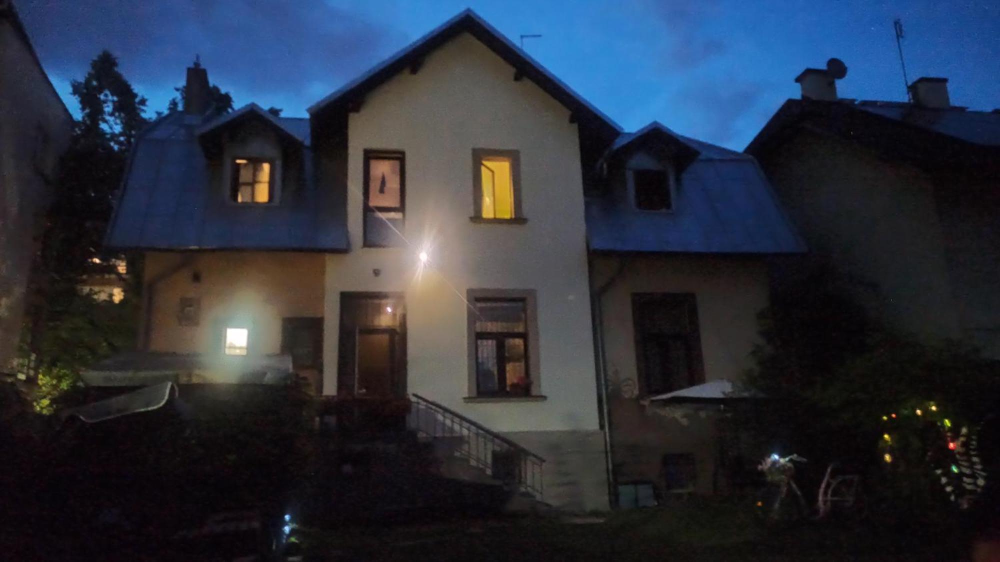 Willa Retro Hostel Краков Экстерьер фото