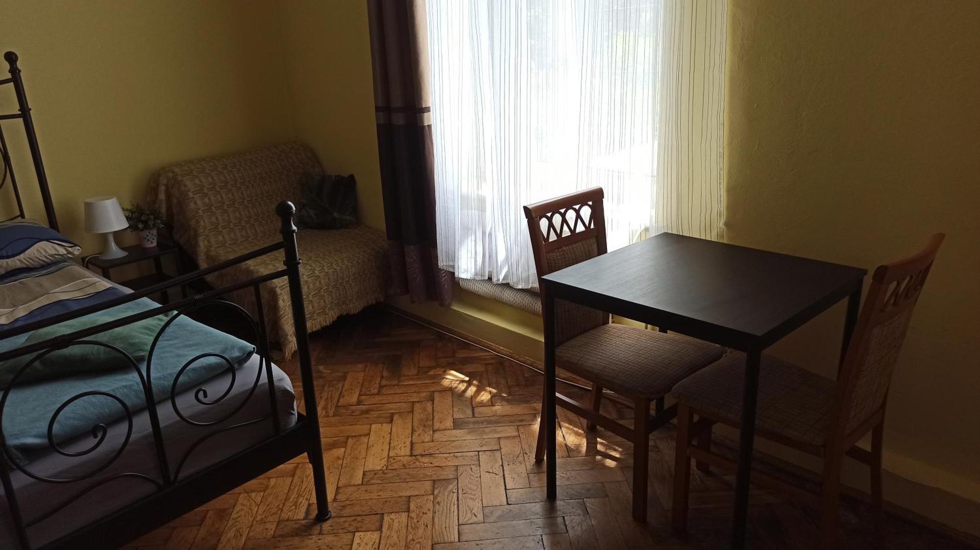 Willa Retro Hostel Краков Экстерьер фото